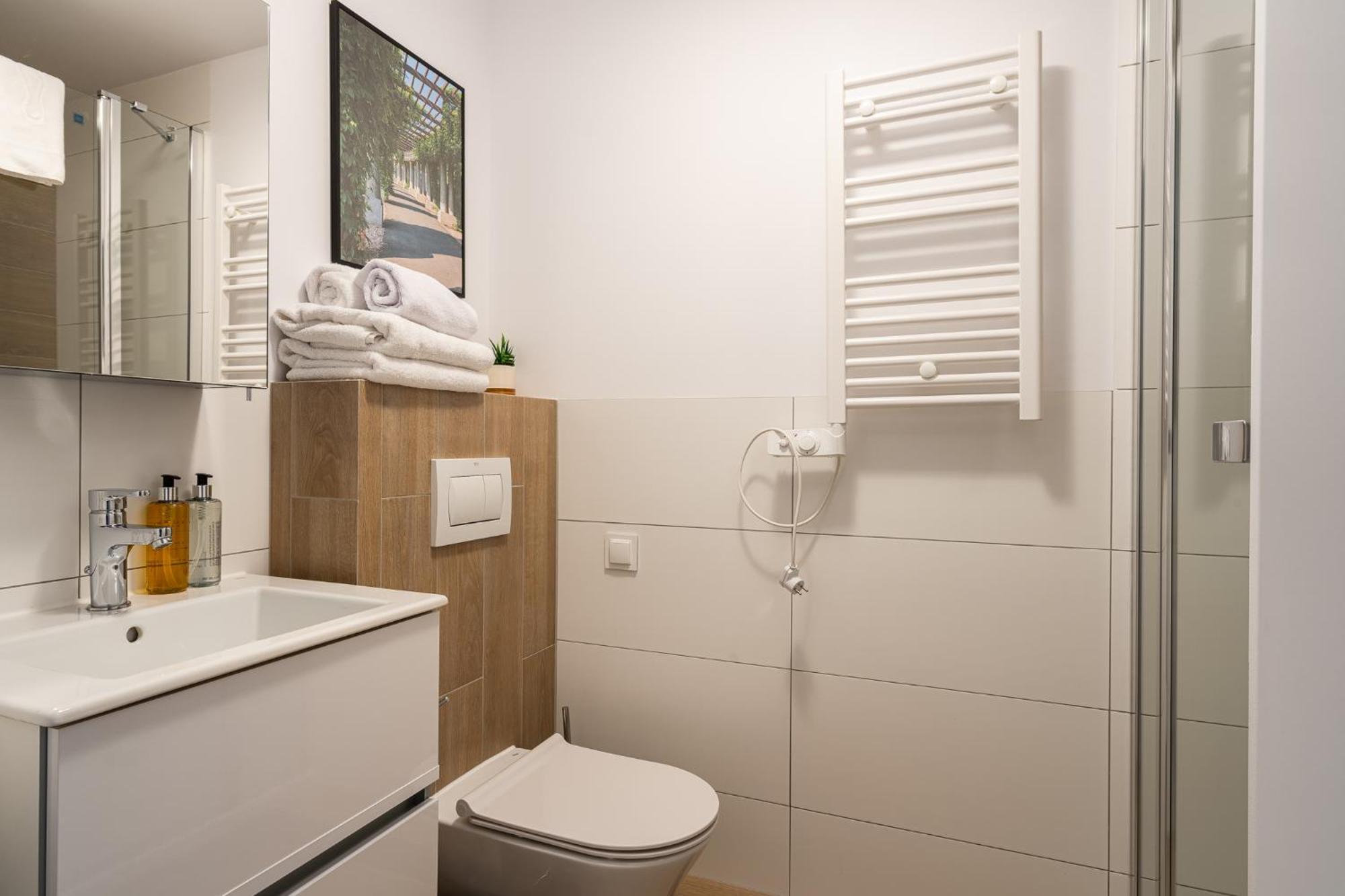 Rentplanet - Studio Dyrekcyjna Vratislav Exteriér fotografie